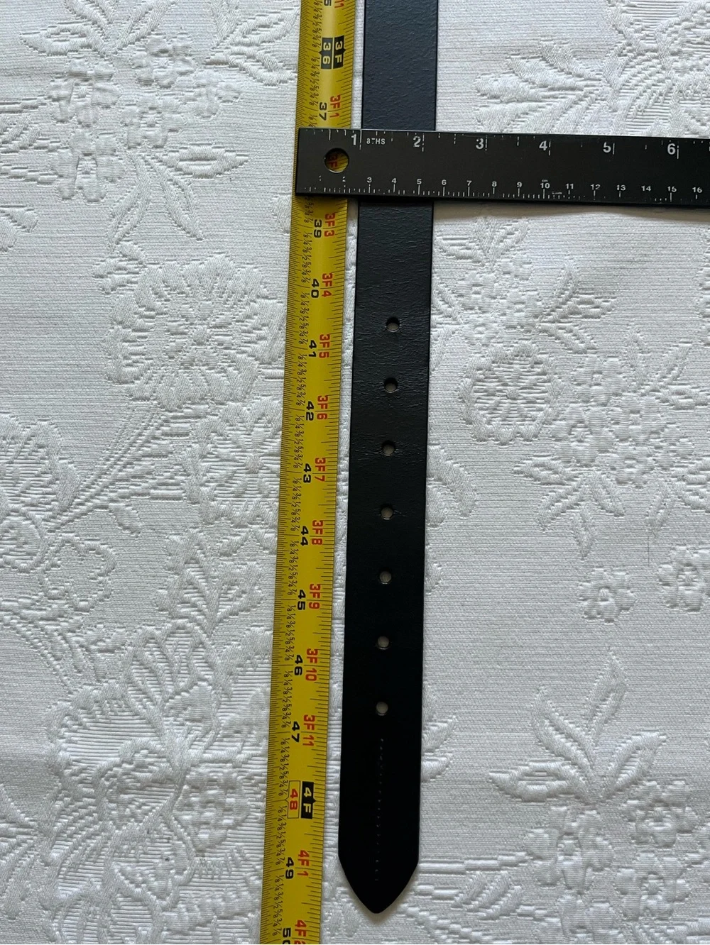 Classic Black Leather Men’s Belt with Silver Buckle Guatemala XL